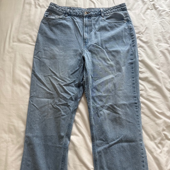 Jean - Picture 1 of 3